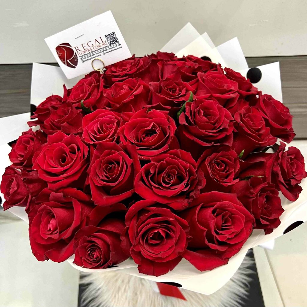 img 2022 07 regal redroses bouquet 11zon 1 scaled[1]